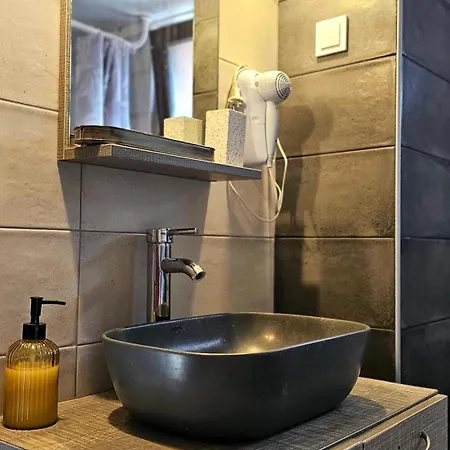 Meteora Old Town#1 アパート カランバカ