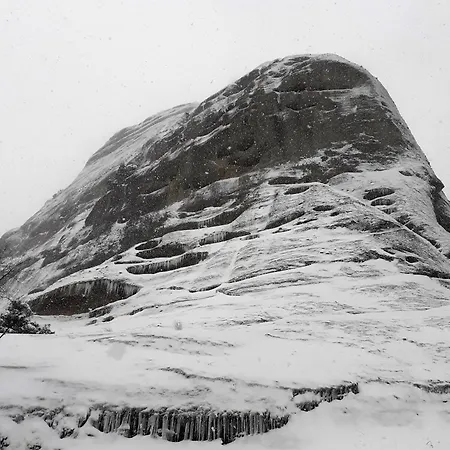 Meteora Old Town#1 アパート カランバカ